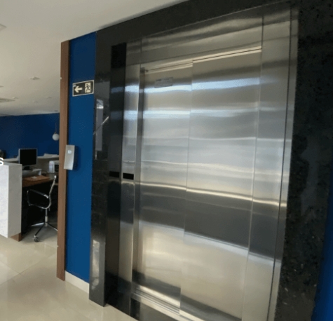 Acesso elevador